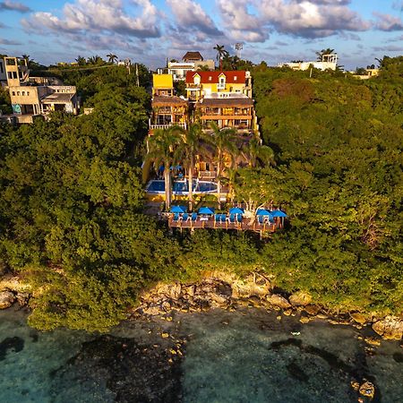 Hotel La Joya Isla Mujeres Exterior photo