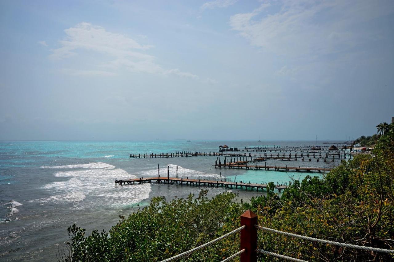 Hotel La Joya Isla Mujeres Exterior photo