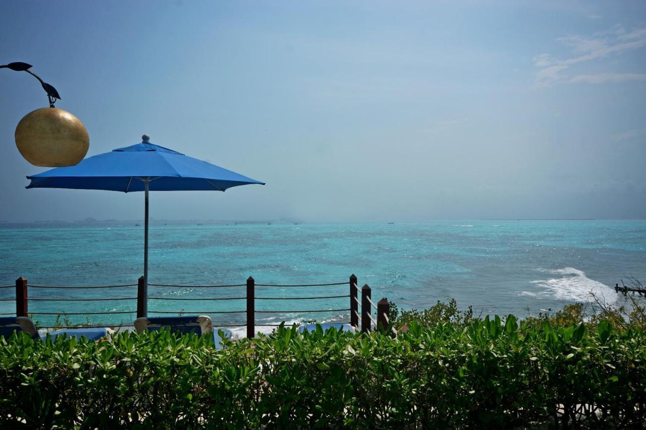 Hotel La Joya Isla Mujeres Exterior photo